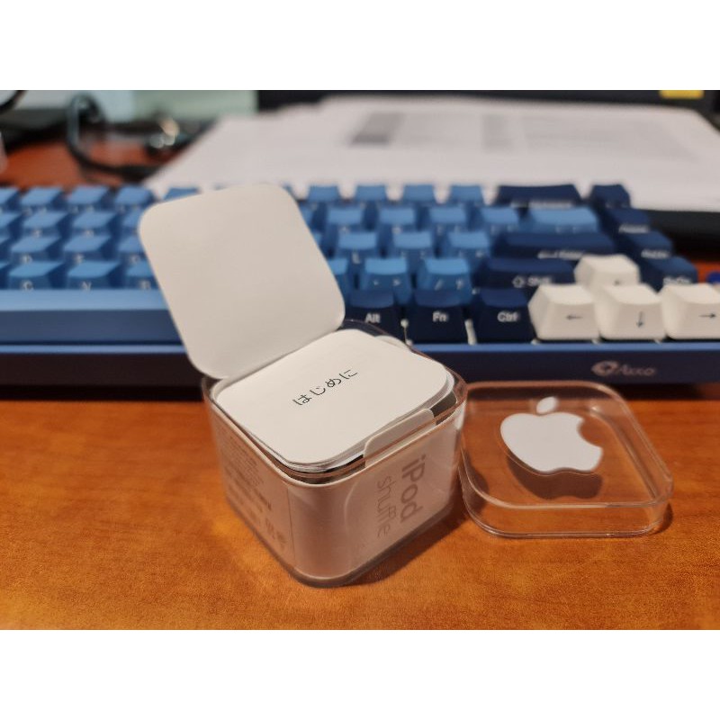 iPod shuffle fullbox