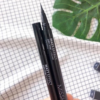 Kẻ mắt thần thánh matt effect pen liner mít ha