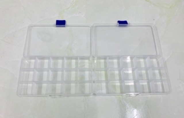 Bộ 2 hộp nhựa 15 ngăn.