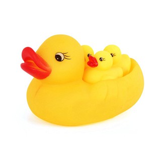 Đàn vịt thả bồn tắm cho bé