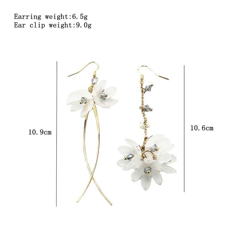 Khuyên Tai Dạng Kẹp Mặt Kính Acrylic Hình Cánh Hoa Trắng Sáng Tạo