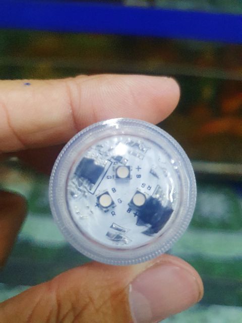 ĐÈN LED CHÌM ĐỦ MÀU BỎ HỒ CÁ CÓ REMOTE ĐIỀU KHIỂN TỪ XA