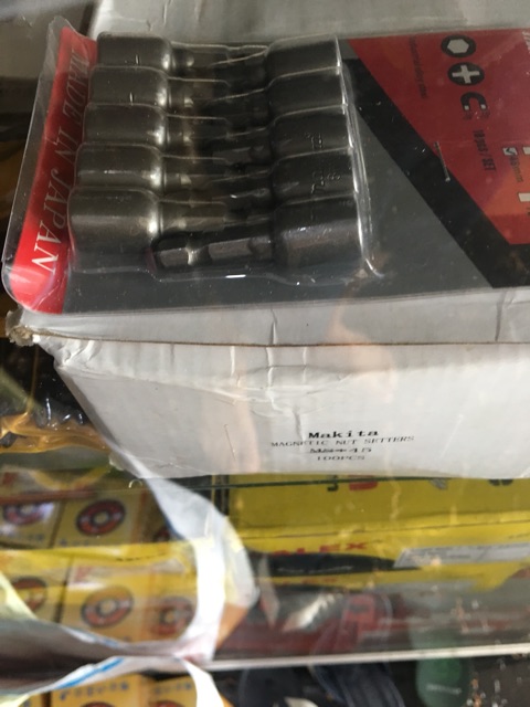 Đầu bắn tol 8ly makita và vít baker