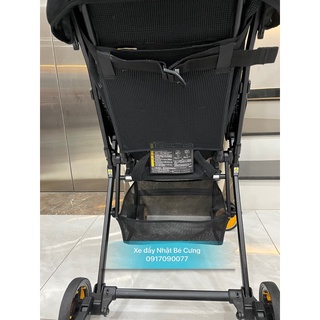 Xe đẩy combi F2 AB240 đen vàng