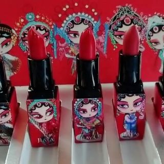 Set son lì 5 mỹ nhân