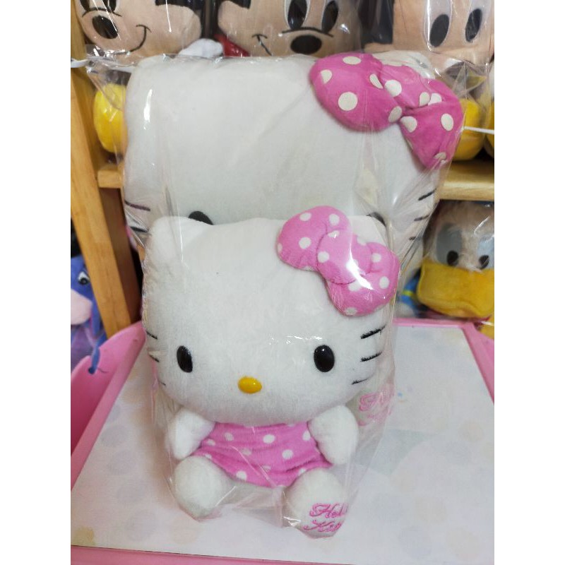 Cặp Kitty mặc đầm chấm bi hồng bánh bèo💞💞💞