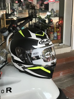 HJC C70 - 2 Kính