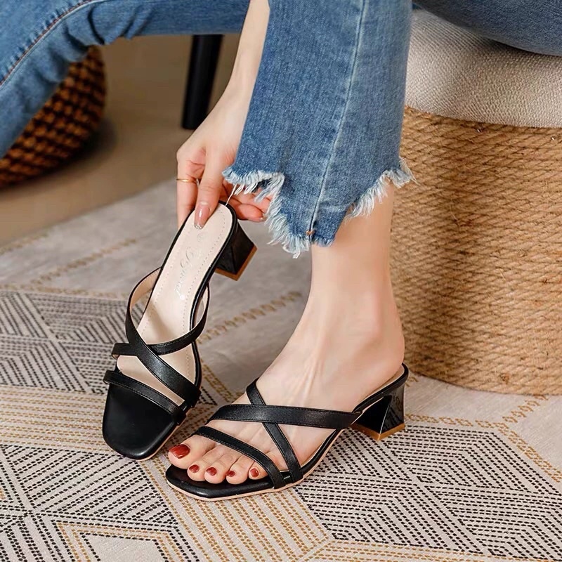 Giày Guốc Nữ Gót Vuông Xinh Xắn Tôn Chân Dáng Đẹp d9