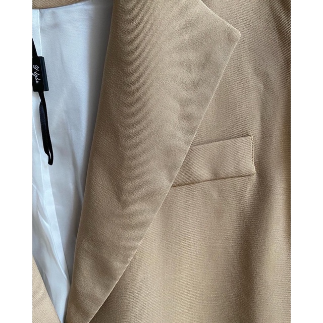 Blazer màu nâu tây