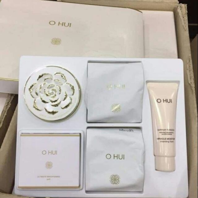 Set phấn tươi Ohui Ultimate Brightening Pact hoa hồng trắng | BigBuy360 - bigbuy360.vn