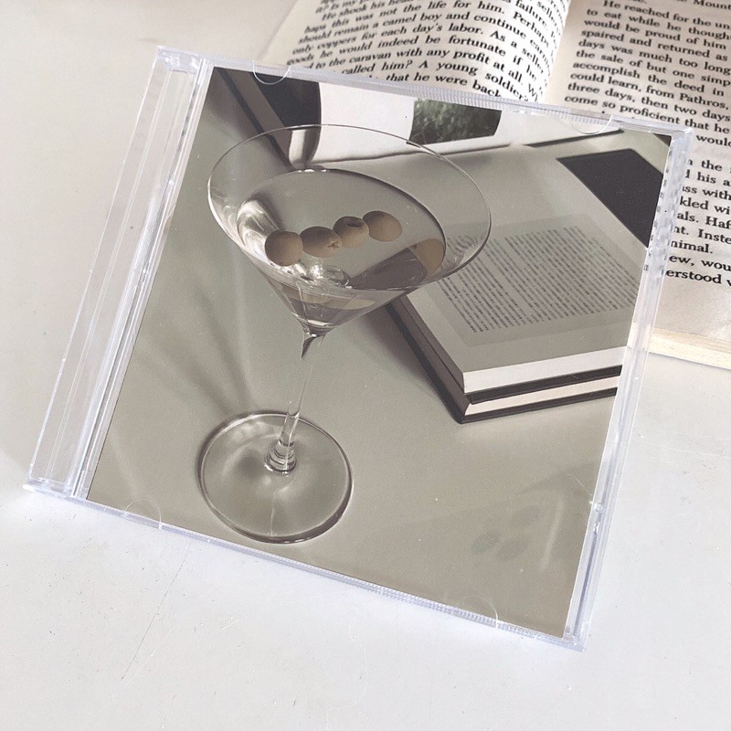 Case CD vintage trang trí