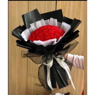 Bó hoa sáp thơm 50 bông giấy đen tại HN