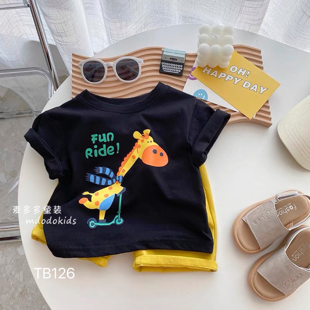 Bộ cộc tay bé trai cotton thoáng mát, in hình hươu cao cổ đáng yêu size 8 - 18 kg