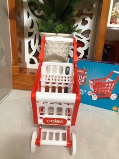Xe đẩy siêu thị coles cho bé