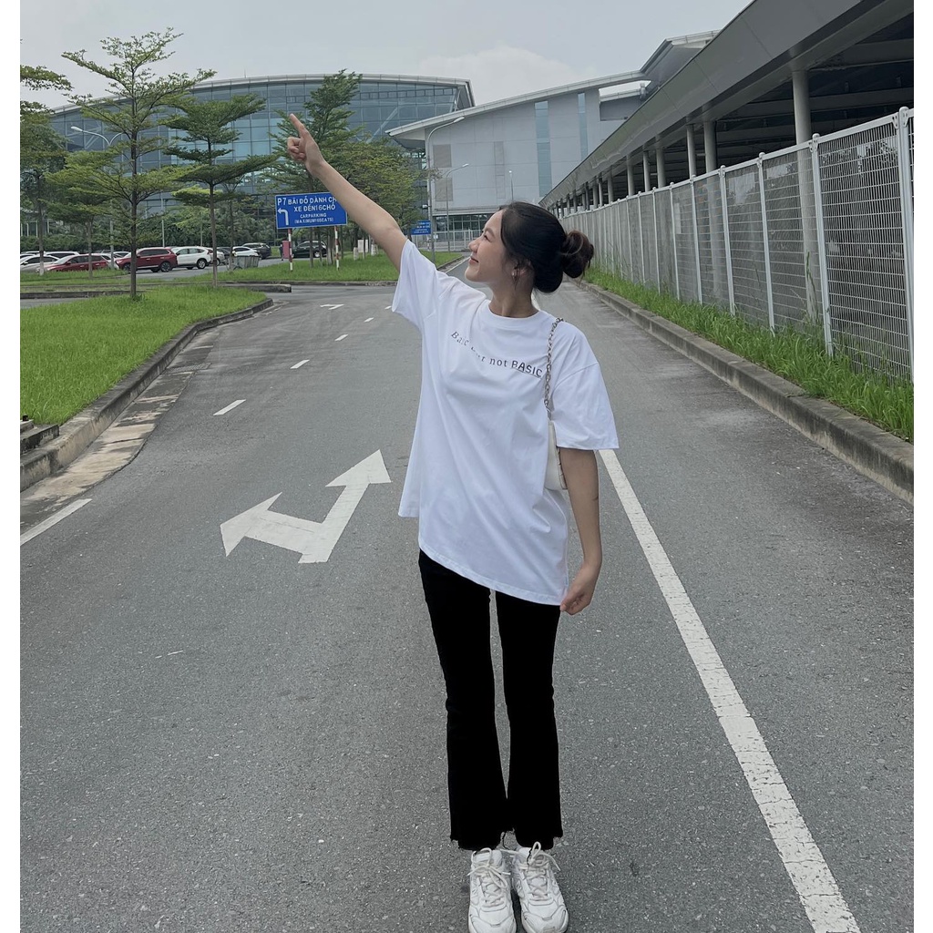 Quần jean ông loe tua dua thời trang miho house