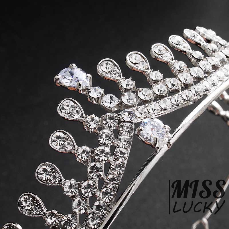 Vương miện đính đá phong cách Âu mỹ cho ngày cưới