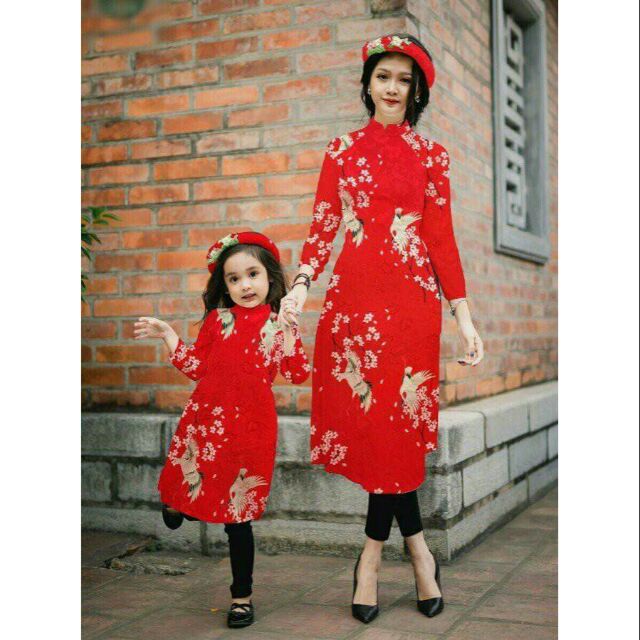 ÁO DÀI GẤM HOA CỦA MẸ
