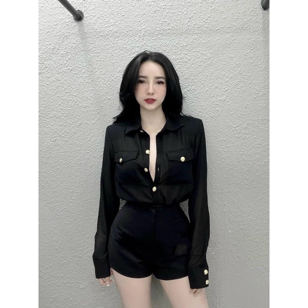 Áo sơmi voan lụa độn vai khuy đồng