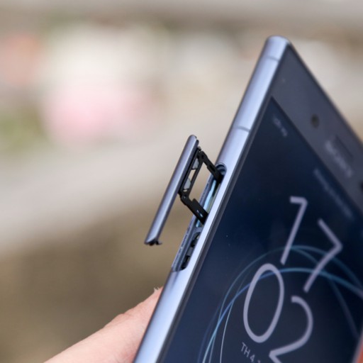 Khay sim Sony Xperia XZ1