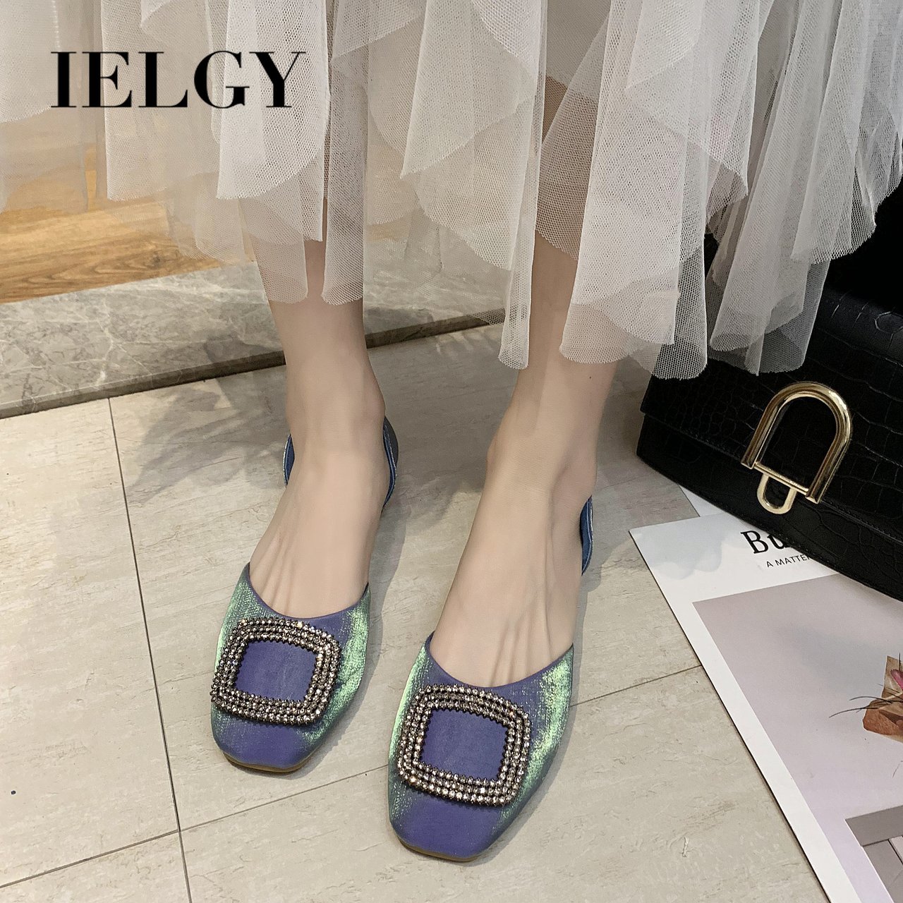 Giày Thể Thao Nữ Thời Trang Năng Động
