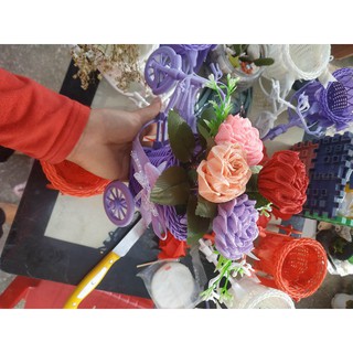 xe đạp giỏ hoa