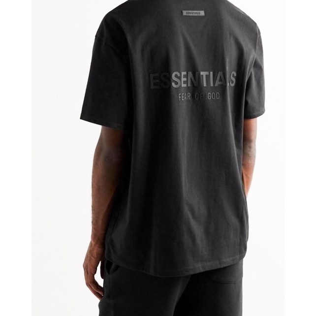 Áo phông unisex tay lỡ essentials, áo local brand in chữ cao su nổi hai màu trắng đen chất liệu cotton, Maybug.official