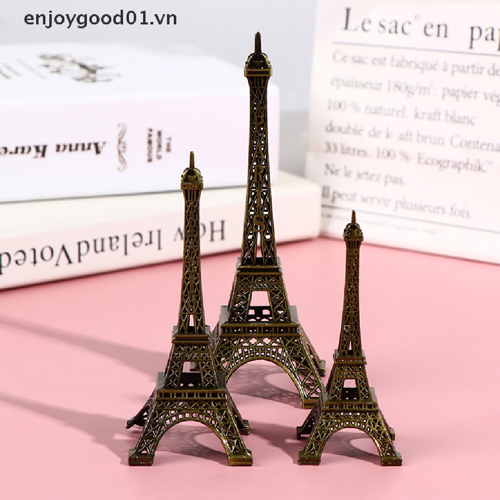 Mô hình tháp Eiffel Paris cổ điển chất liệu kim loại màu đồng trang trí nhà ở