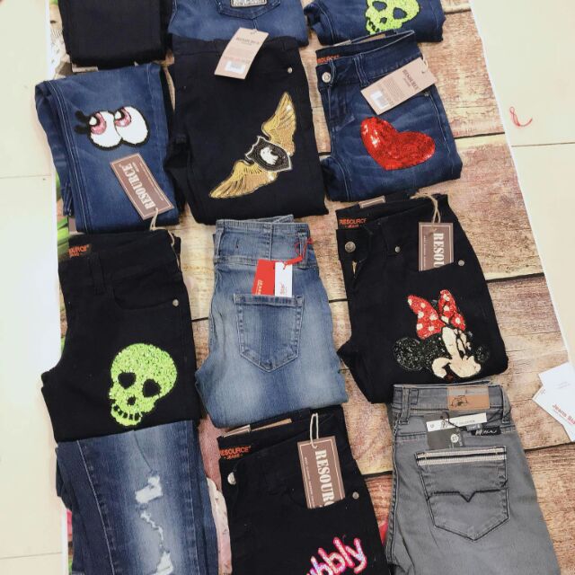 Quần jean nữa 85k, hàng việt nam xuất khẩusize 26 - 30 chất bao co giãn tốt. Khách đặt hàng trên shoppe này nhé. Cám ơn