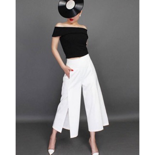Quần culottes ống rộng xẻ tà cao