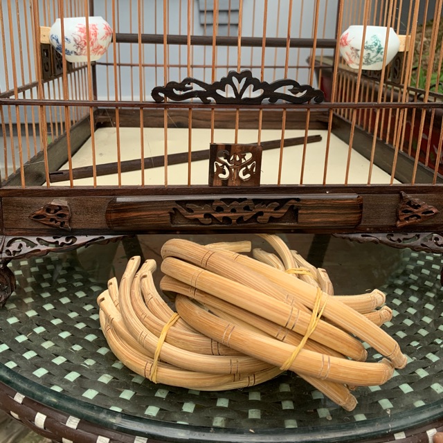 Cầu góc tre