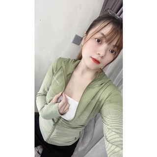 Áo khoác tập GYM