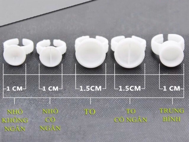 Nhẫn nhựa Trắng đựng mực phun xăm, keo nối mi.