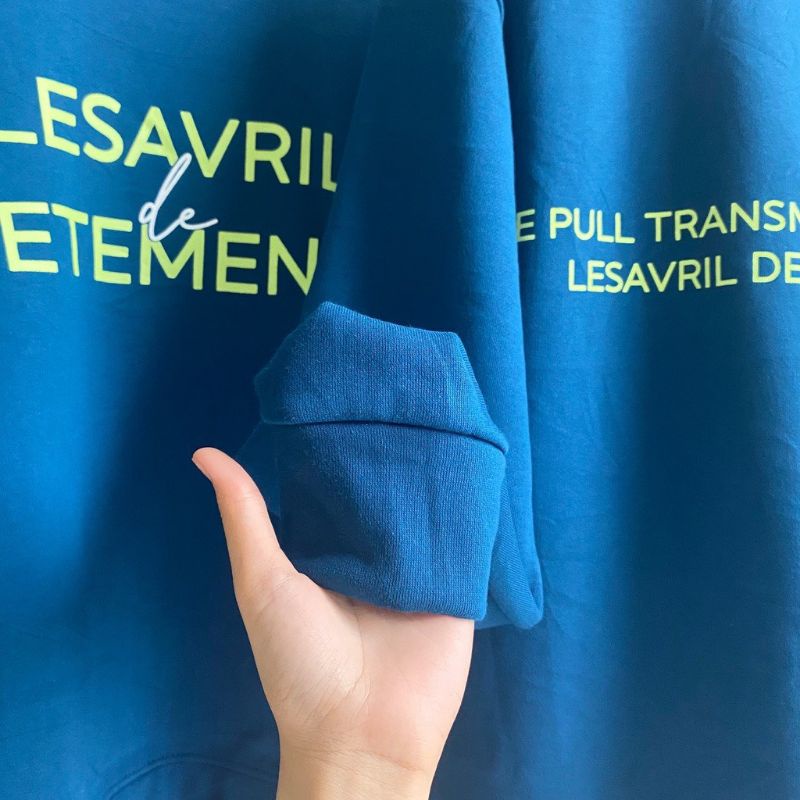 Áo Sweater in Chữ LESAVRIL Nam Nữ Form Rộng, Áo Tay Bồng Dài Unisex Chất Nỉ Bông Dày Mềm Mịn