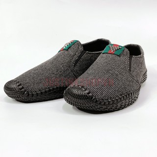 Giày Lười Slip On Nam Với Kiểu Khâu Yz Cực Kì Hiện Đai