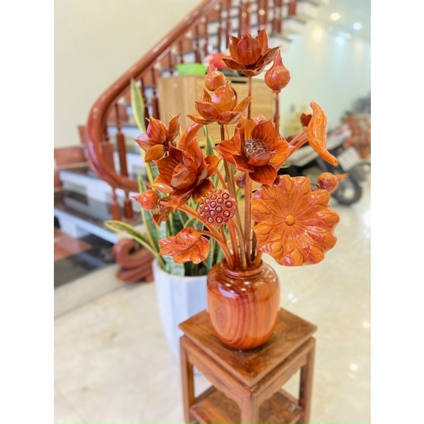 Hoa sen gỗ hương vip 17 cành