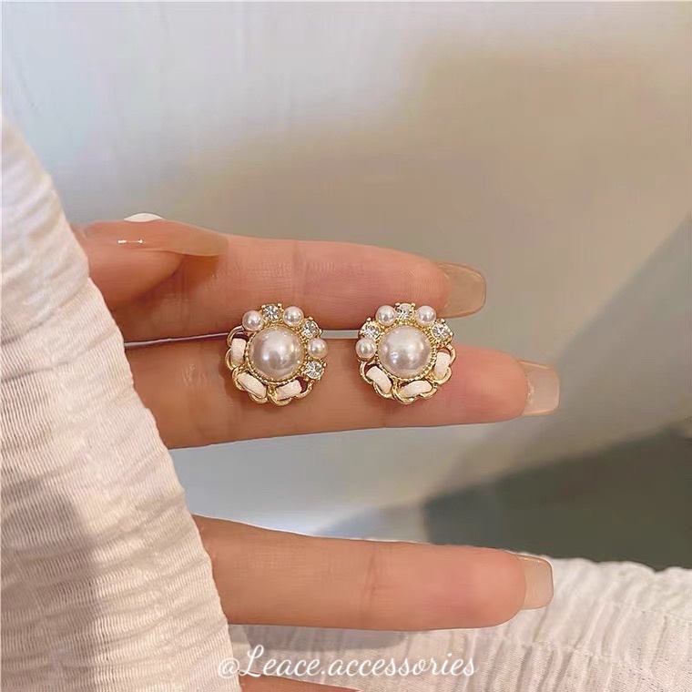 Bông tai khuyên tai ngọc phối viền mạ vàng hotgirl sang chảnh ER065 Leace.accessories