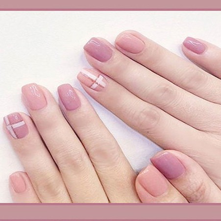 móng tay giả kèm keo Hin Nail móng vuông kẻ màu hồng