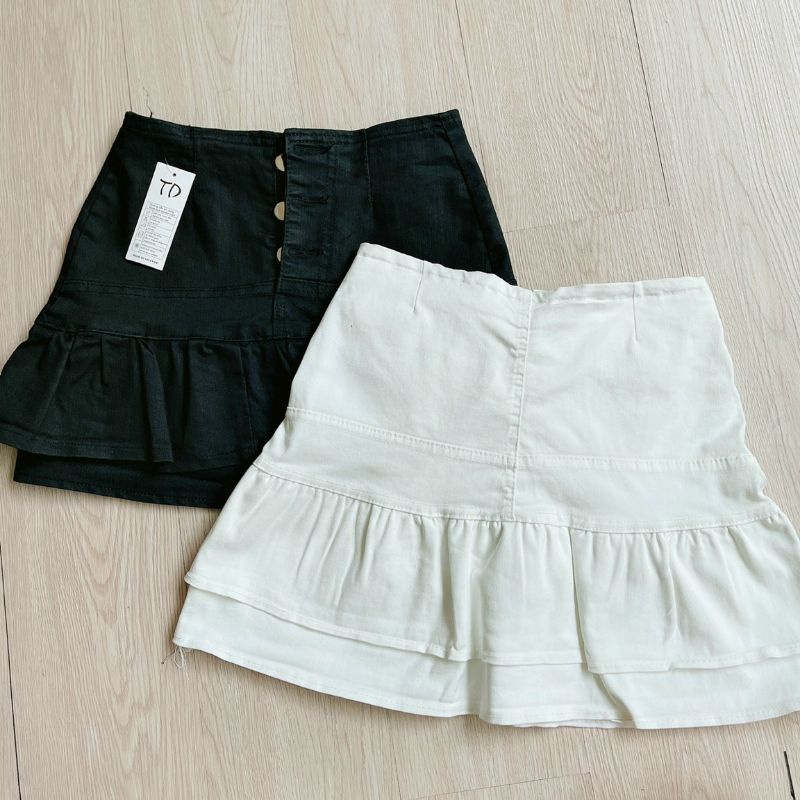 Chân váy kaki form xòe 2 tầng  phối nút siêu hot