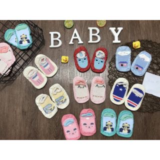 Giày tất tập đi