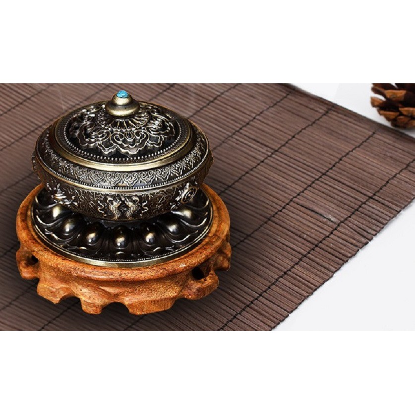 Lư xông trầm hương khắc hình Bát bảo