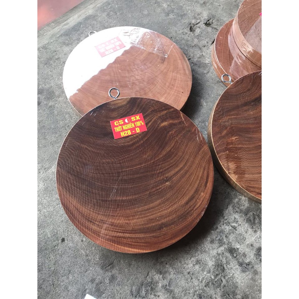 [ Tặng Giỏ Treo ] Đường Kính 24cm x 2-3-4cm Thớt Nghiến Không Tâm | BigBuy360 - bigbuy360.vn