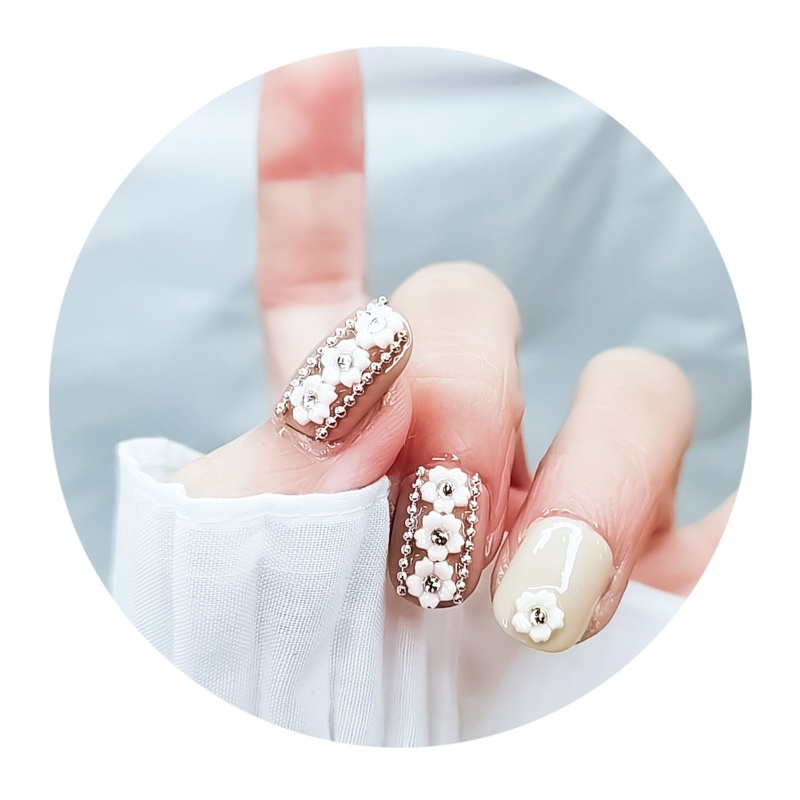 Phụ Kiện Hoa Và Bướm Trang Trí Móng Tay Nghệ Thuật