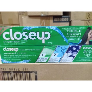 Kem đánh răng closeup thơm mát bất tận bạc hà the mát 180g