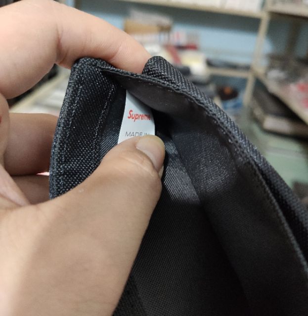 Ví gấp Supreme 2022 fullbox
