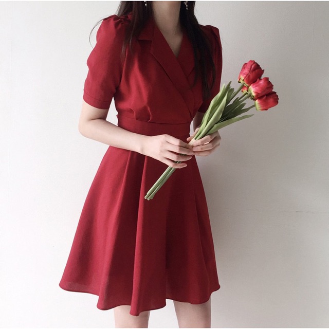 Đầm đỏ cổ vest đẳng cấp | BigBuy360 - bigbuy360.vn