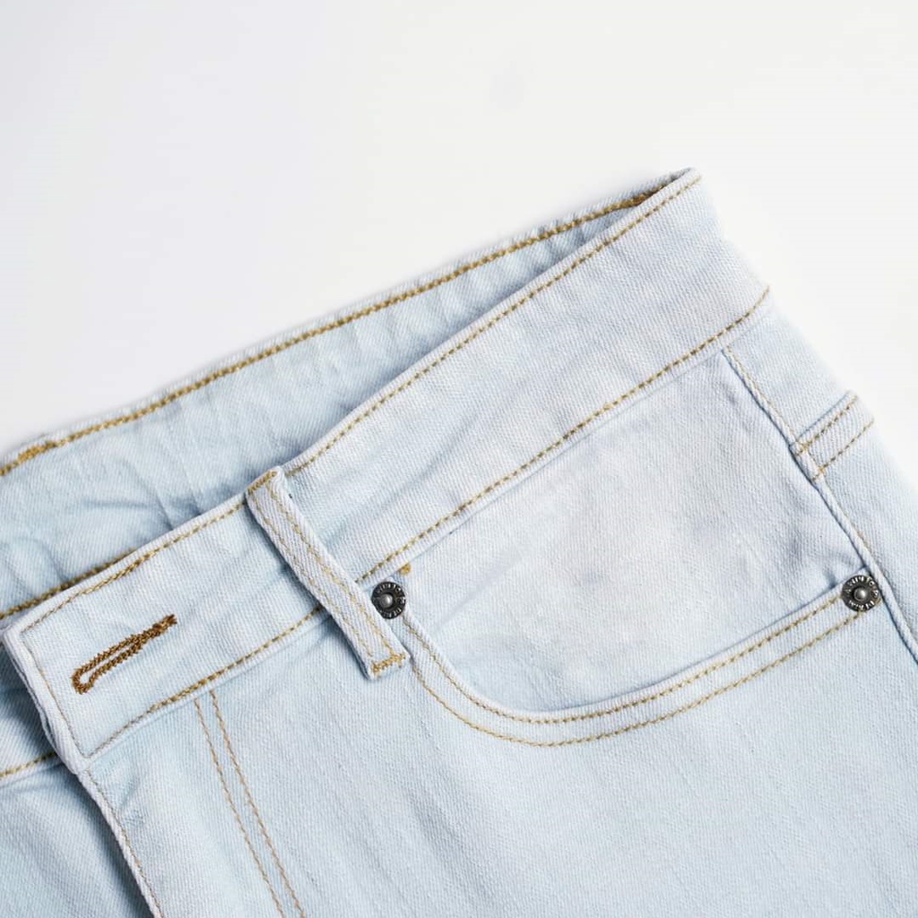 Quần Jean Nam DC Denim Fomr Chuẩn Phong Cách Hàn Quốc Năng Động Trẻ Trung | BigBuy360 - bigbuy360.vn