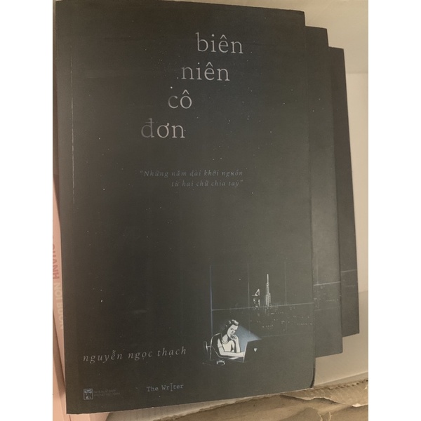 Biên niên cô đơn