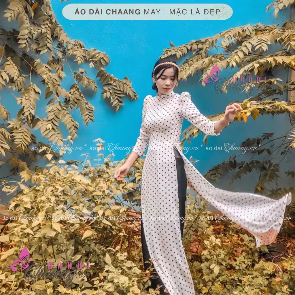 Áo Dài Trắng Truyền Thống Chấm Bi Vai Bồng May Sẵn Lụa Thái Cổ Vuông Đẹp ChaangBi09