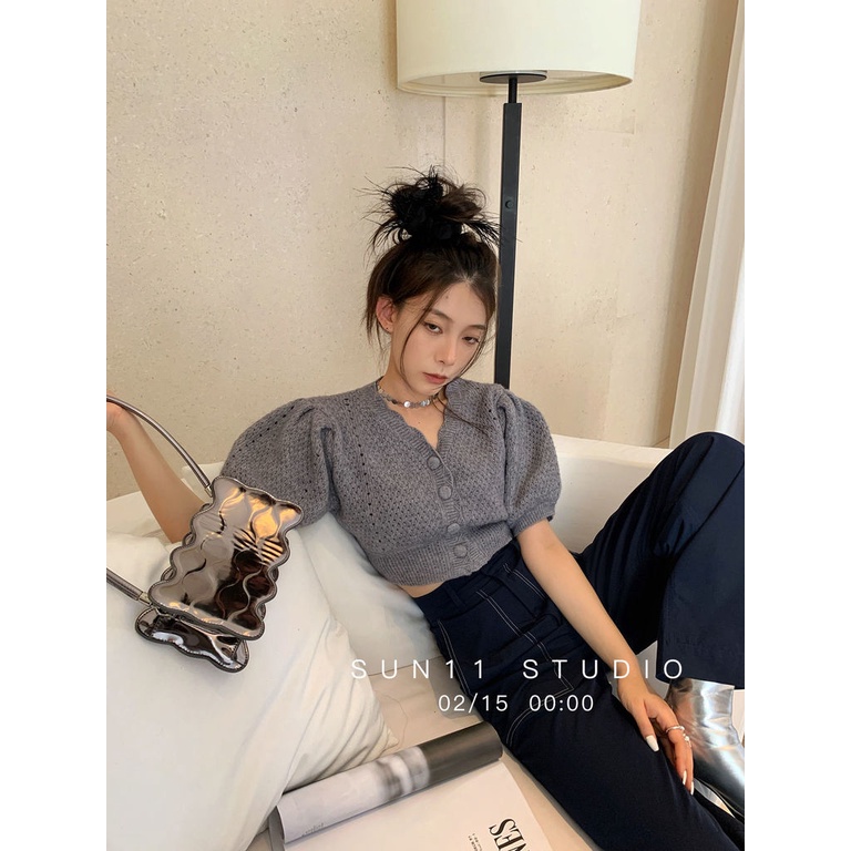 Áo cardigan Ngắn Tay Cổ Chữ V Thiết Kế Đục Lỗ Thời Trang Mùa Xuân Mới Cho Nữ