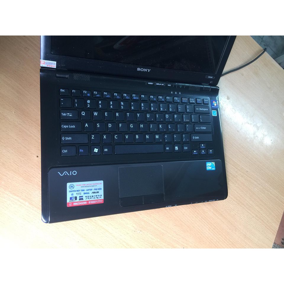 HOT Sony VPCCW Core i5 ram 3gb màn 14inh tặng túi thời trang,chuột không dây BAO ZIN | BigBuy360 - bigbuy360.vn